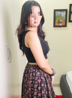 Mayra Escort Coimbatore Genuine Service - puta in Coimbatore Photo 2 of 4