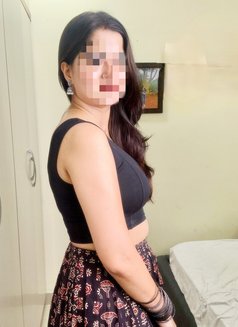 Mayra Escort Coimbatore Genuine Service - puta in Coimbatore Photo 3 of 4