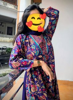 Mayra Escort in surat - escort in Surat Photo 1 of 3