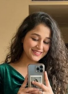 Mayra Escort - escort in Kochi Photo 5 of 6