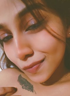 ꧁༒🥂genuine real meet & live cam show🥀꧂ - puta in Hyderabad Photo 2 of 8