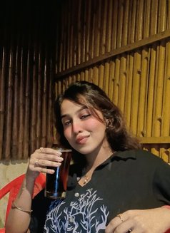 ꧁༒🥂genuine real meet & live cam show🥀꧂ - puta in Hyderabad Photo 3 of 8