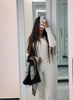 Mayra - escort in Hyderabad Photo 7 of 9