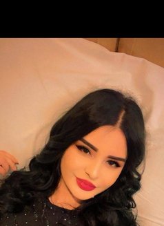 Mayra Kaur - escort in New Delhi Photo 2 of 4