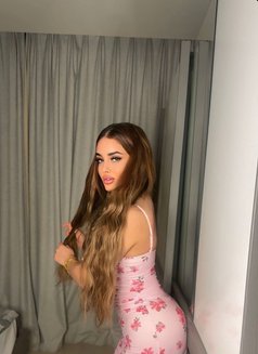Mays - escort in Dubai Photo 7 of 10