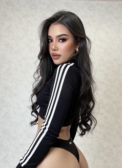 Maythiira VIP massage - puta in Riyadh Photo 9 of 10