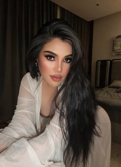 Maythiira VIP massage - puta in Riyadh Photo 10 of 10