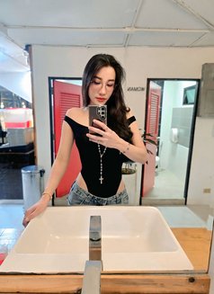 Mayu - masseuse in Dubai Photo 6 of 7