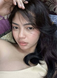Yanisa - escort in Gurgaon Photo 2 of 5