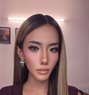 Mayumi - Transsexual escort in New Delhi Photo 2 of 14