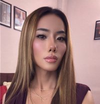 Mayumi - Transsexual escort in New Delhi