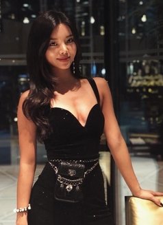 Mayumi - escort in Singapore Photo 6 of 6