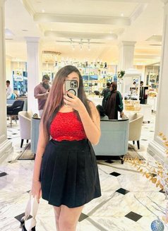 Mayumi - escort in Colombo Photo 3 of 9