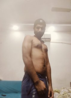 Mayur Goel gigolo service slave - Acompañantes masculino in New Delhi Photo 9 of 9