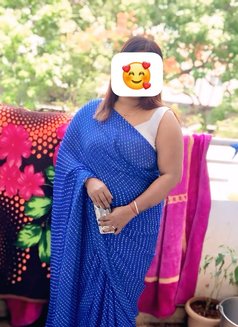 Mayuri Independent Marathi Housewife Ons - puta in Pune Photo 4 of 4