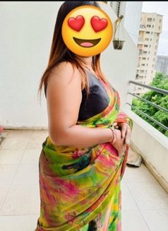 Mayuri - escort in Pune Photo 1 of 6