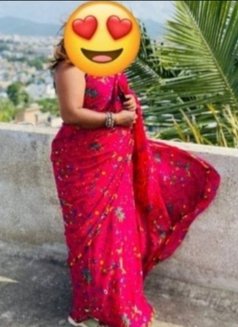 Mayuri - escort in Pune Photo 3 of 6