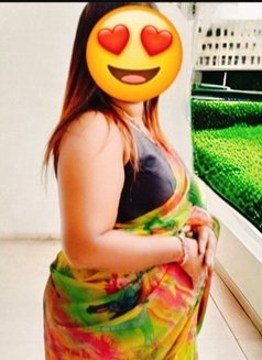 Mayuri - escort in Pune Photo 1 of 5