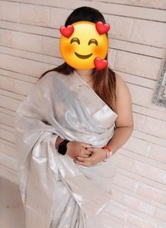 Mayuri - escort in Pune Photo 5 of 5