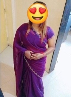 Mayuri - escort in Pune Photo 3 of 5