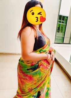 Mayuri - escort in Pune Photo 1 of 5