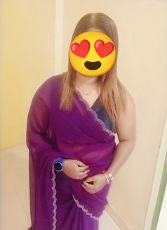 Mayuri - escort in Pune Photo 5 of 5