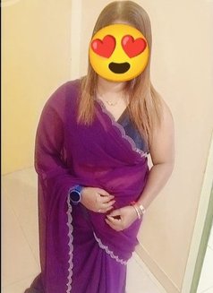 Mayuri - escort in Pune Photo 3 of 4