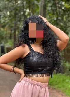 Mayuri - escort in Mumbai Photo 5 of 6