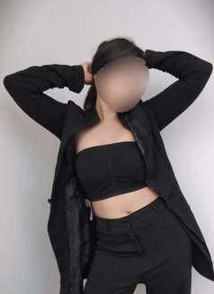 Sonali Real meet & com session - escort in Pune Photo 2 of 4