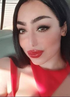 Jomana - escort in Dubai Photo 3 of 5