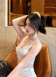 Mayya - puta in Jakarta Photo 3 of 9