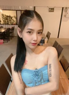 Elly - escort in Chiang Mai Photo 7 of 10