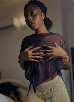 Mayya the real meetand cam avail, escort - escort in Vadodara Photo 4 of 5