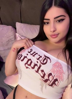 Mayza - escort in Al Manama Photo 4 of 6