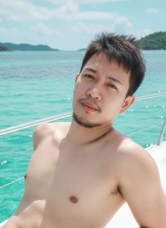 MB-KEN- - Male escort in Manila Photo 7 of 8