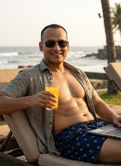 MBA_Topper - Acompañantes masculino in Pune Photo 4 of 6