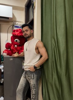 Md aashu - Male escort in Gurgaon Photo 2 of 6