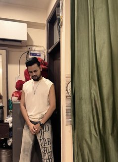 Md aashu - Male escort in Gurgaon Photo 4 of 7