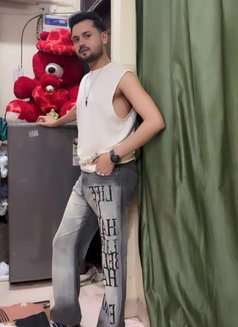 Md aashu - Male escort in Gurgaon Photo 6 of 7