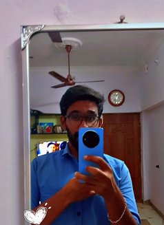 Md Lølly - Male escort in Chennai Photo 2 of 3