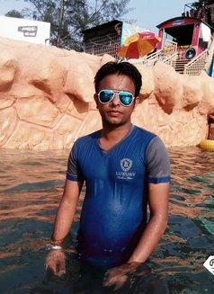 Md. Shovon - Male escort in Dhaka Photo 1 of 4