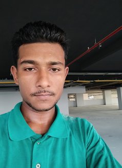 Md Tarikul Islam - Male escort in Ajmān Photo 1 of 1