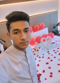 Md Tarikul Islam - Male escort in Sharjah Photo 3 of 4