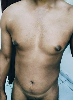 Mdhawa Silva Xzxx - Acompañantes masculino in Colombo Photo 2 of 2