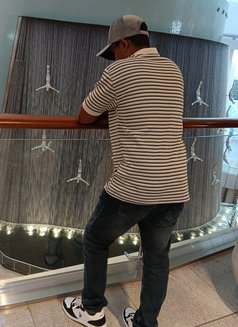 Mdwa Silva - Male escort in Dubai Photo 2 of 2