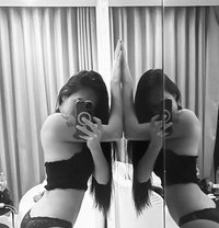 Me Mi - Transsexual adult performer in Bangkok