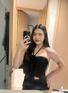 Me Mi - Intérprete transexual de adultos in Bangkok Photo 6 of 7