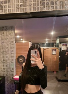 Me Mi - Masajista in Bangkok Photo 2 of 8