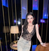 Me Mi - masseuse in Bangkok