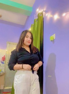 Me Nisha Real Meet Service Meet Me Today - puta in New Delhi Photo 1 of 3